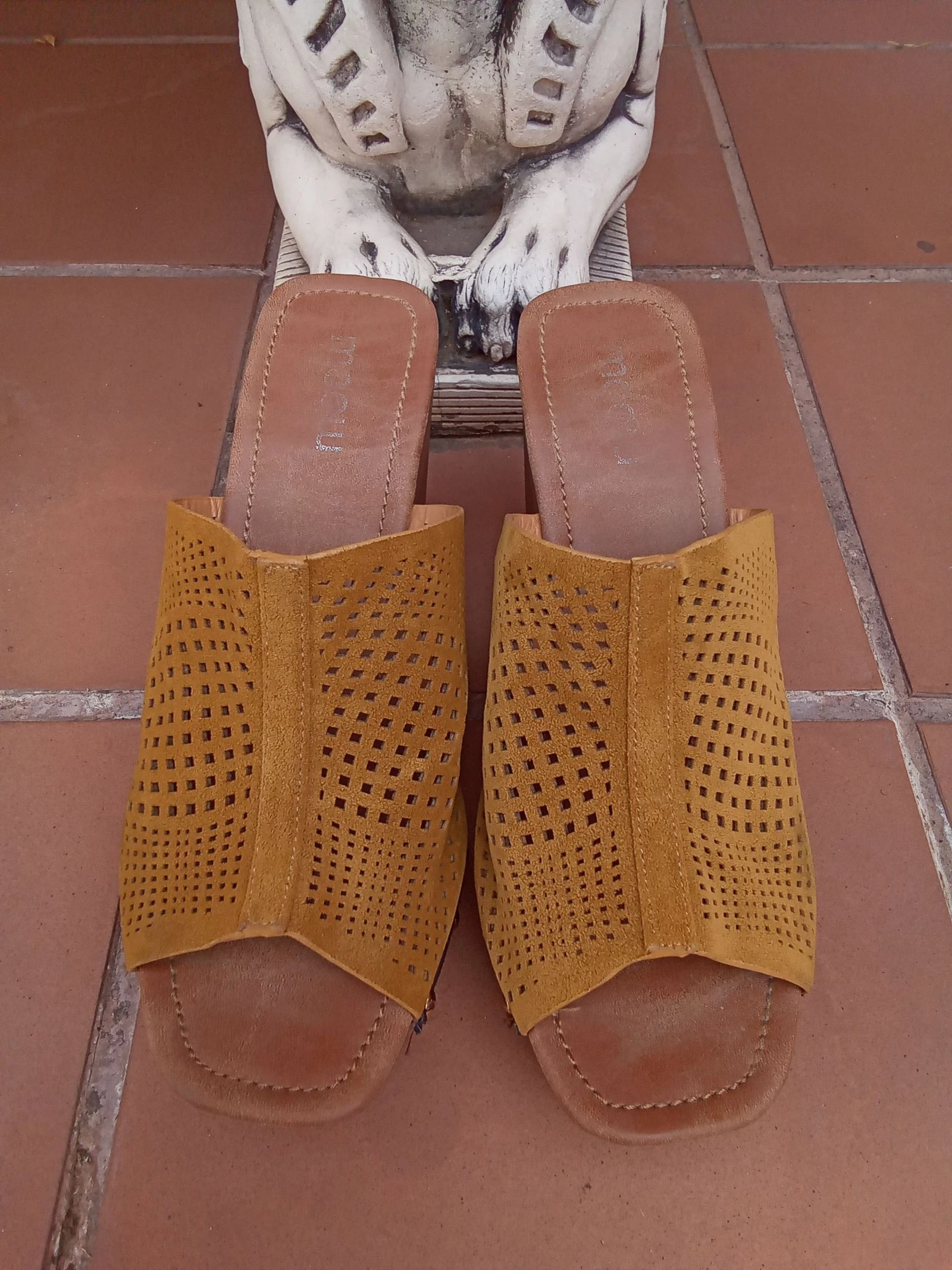 Platform clogs 70s style – photo 10